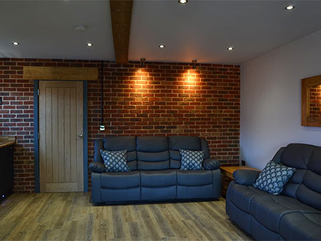 jupiters barn lounge